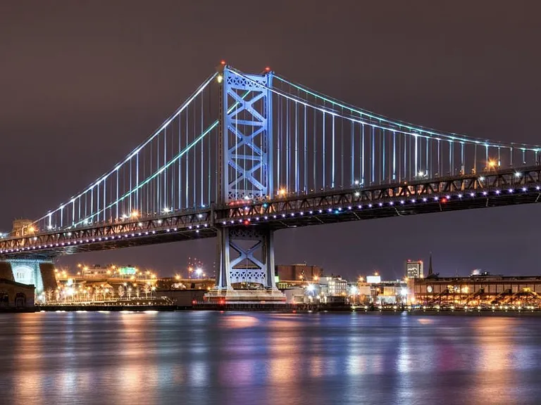 Ben Franklin Bridge lights, one block away, can see from the front window of the unit