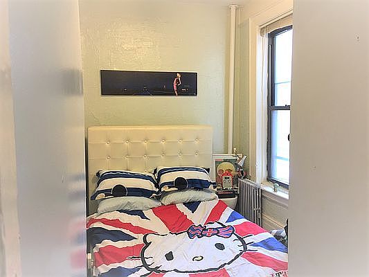 4th image of 127 Mulberry St #6