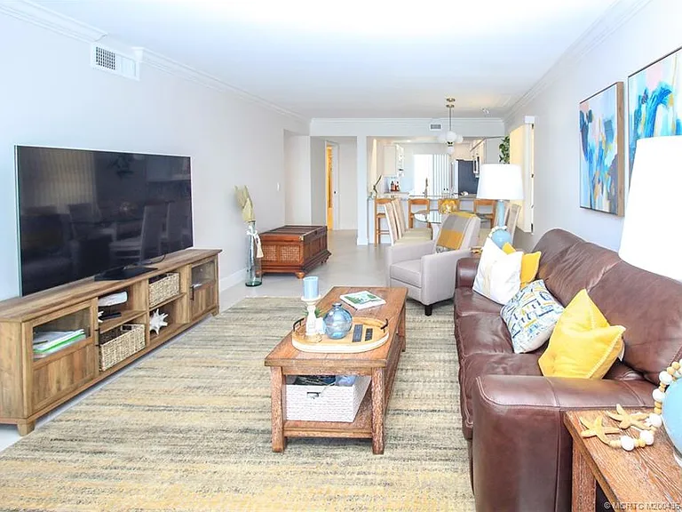 4440 NE Sandpebble Trce #201 — Photo 8
