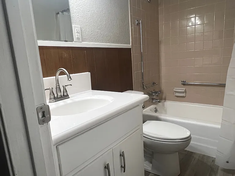 5048 Inwood Dr — Photo 14