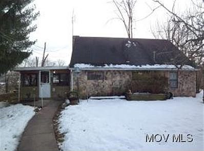 1st image of 81 Burning Bush Dr