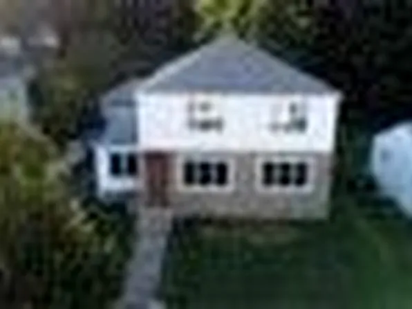 66 Aetna St, Central Falls, RI 02863