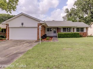 3917 E 52nd St S, Tulsa, OK 74135