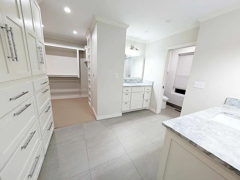 1114 Sherwood Ln #B1 — Photo 11