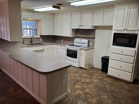 5th image of 3611 McMillan Dr