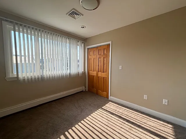 512 Brandon Pl #512 — Photo 4