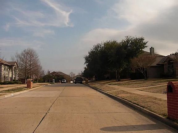 5th image of 3300 Riverview Dr