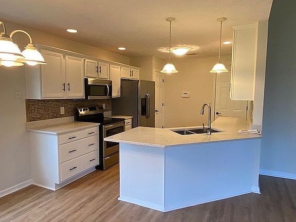 3rd image of 9344 Sawgrass Dr