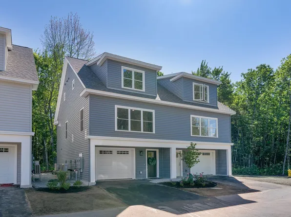 7 Creekside Court #4, Kennebunk, ME 04043