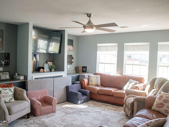 2nd image of 1236 Vo Tech Dr