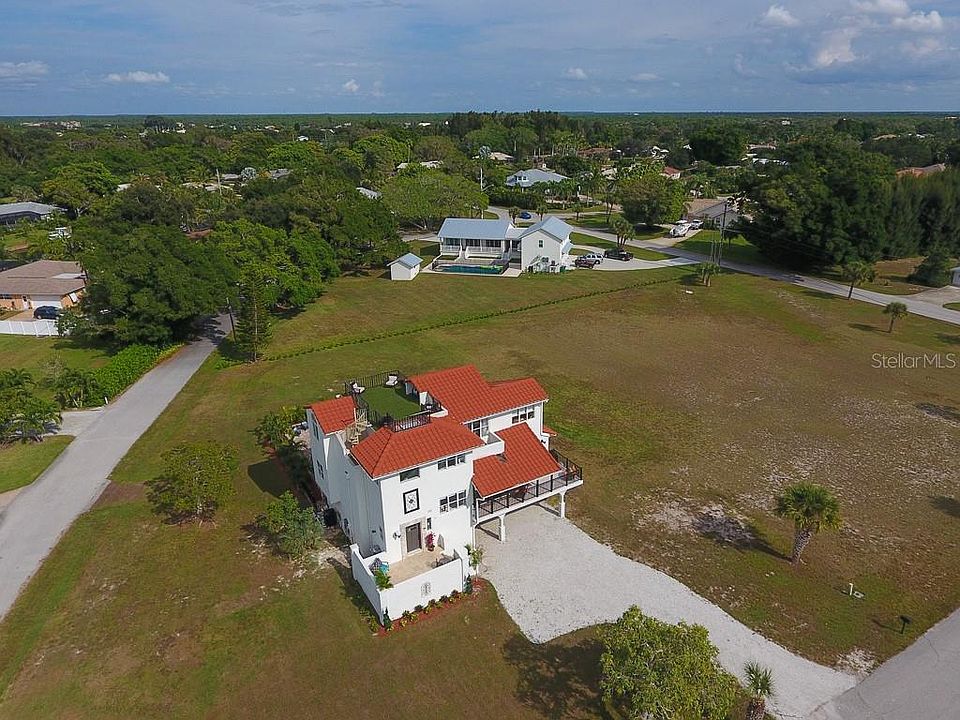 2nd image of 140 Green Dolphin Dr