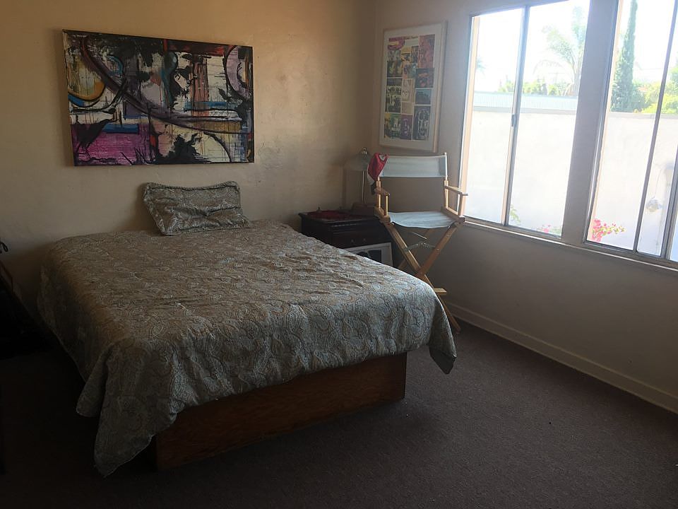 2nd image of 536 Sunset Ave