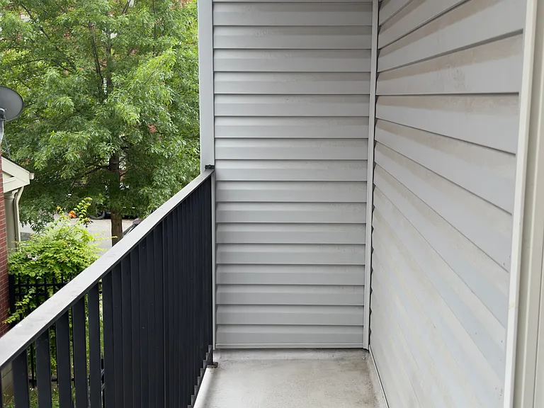649-1 N 35th St #202A — Photo 34