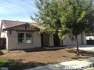 1st image of 525 Osprey Dr