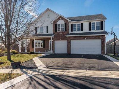417 Ironwood Dr, Poplar Grove, IL, 61065
