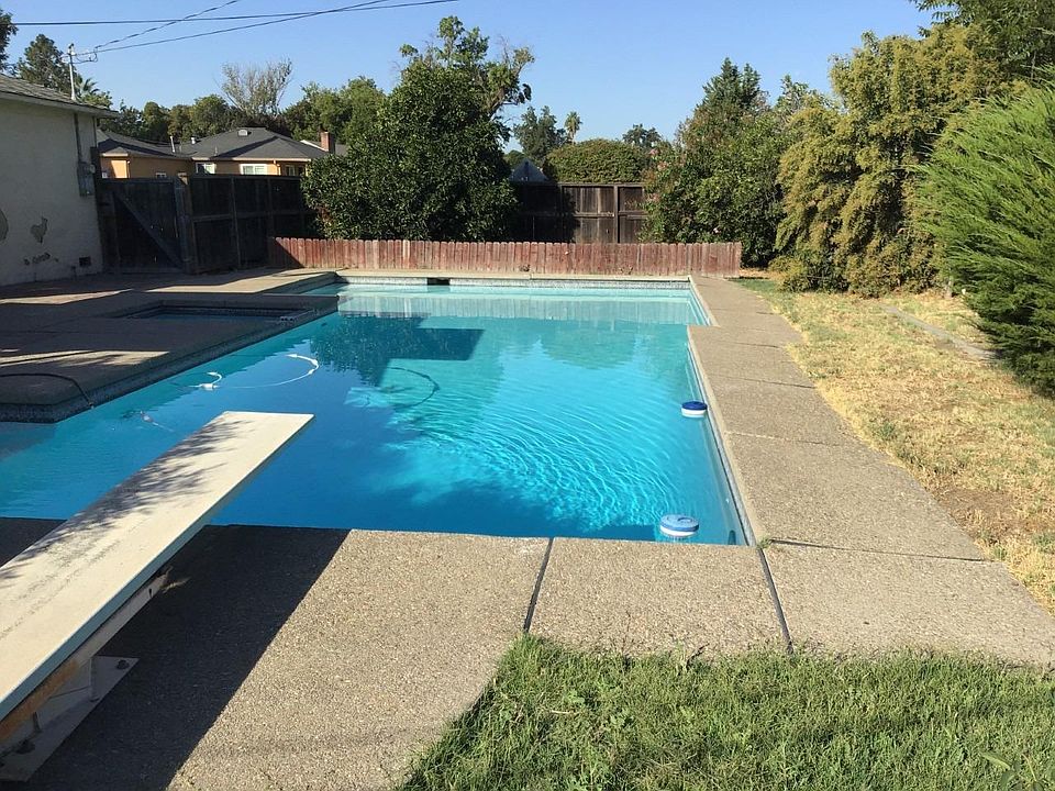 1st image of 3542 N Kirk Ave