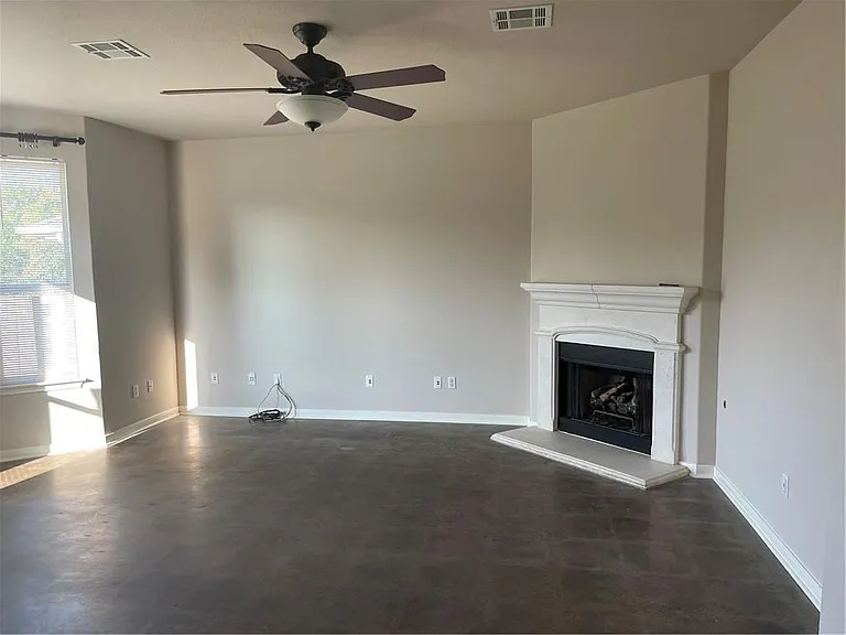 1718 Woodvista Pl — Photo 12