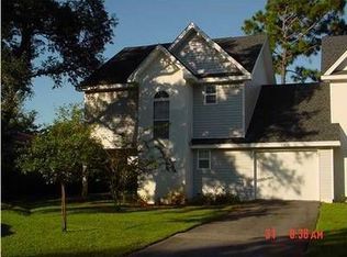 990 Hondo Ave, Fort Walton Beach, FL 32547