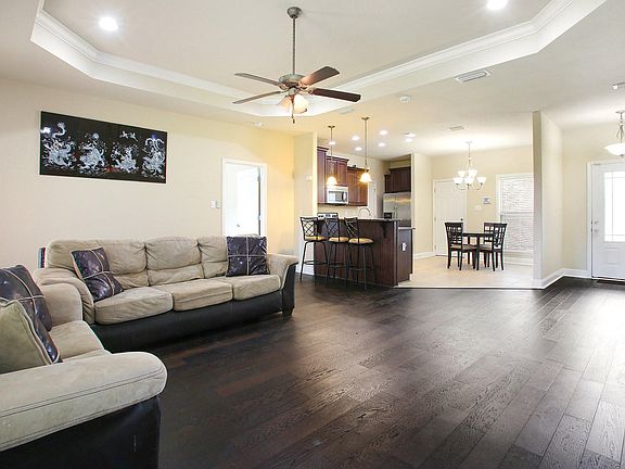 2nd image of 1113 Meadowlark Cv