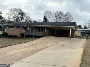 4642 Elmhurst Dr, Douglasville, GA 30135