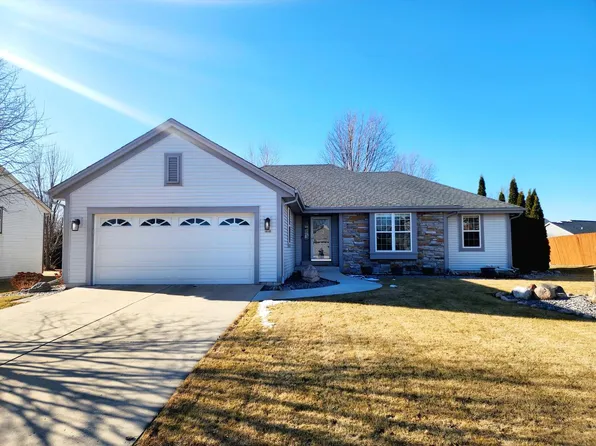 808 Chadwick DRIVE, Watertown, WI 53094