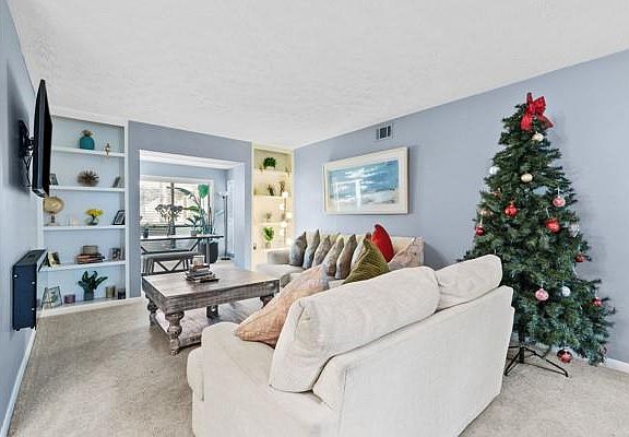 2nd image of 8740 Roswell Rd Unit 10B