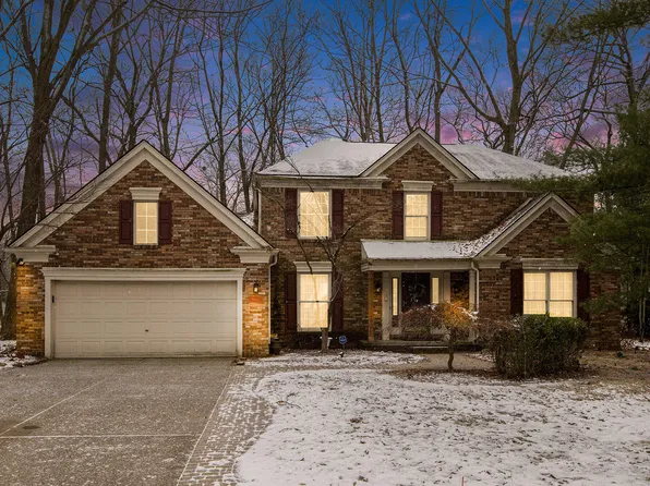 3422 Park Forest Dr, West Bloomfield, MI 48324