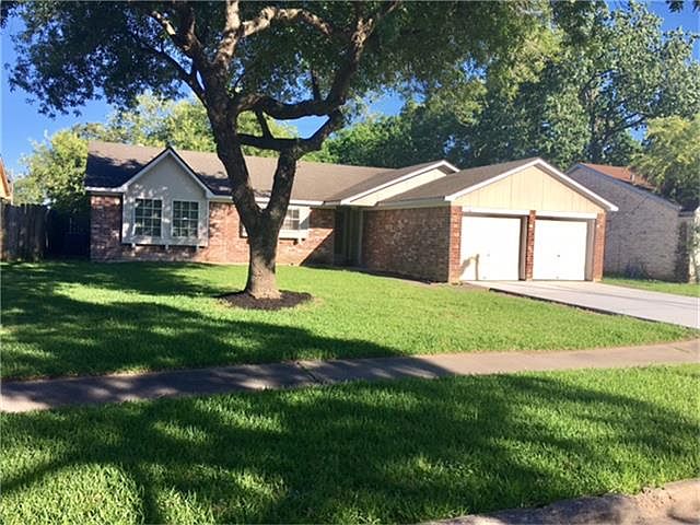 1st image of 10615 Huntington Estates Dr