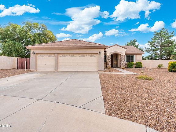 3rd image of 8023 E PLATA Avenue