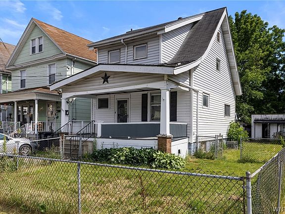 2nd image of 1847 Weston Ave