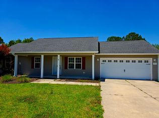 214 Michel Ct, Hubert, NC 28539