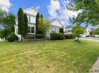 23653 W Ewing Dr, Plainfield, IL