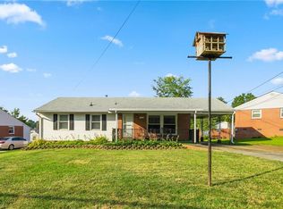 1702 Longfellow St, Greensboro, NC 27405