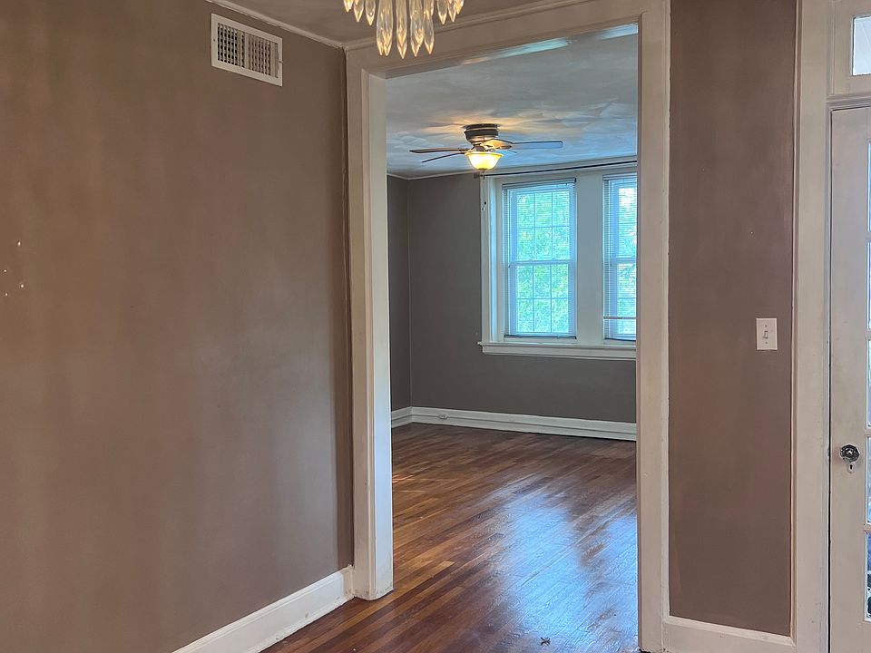 2nd image of 1008 Westover Ave #401A