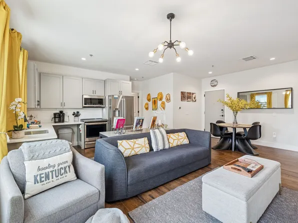 612 21st Ave N APT 113, Nashville, TN 37203