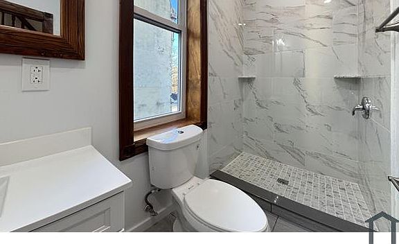 5th image of 219 W Manheim St #2