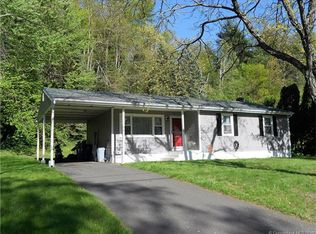 88 Cornell Dr, Enfield, CT 06082