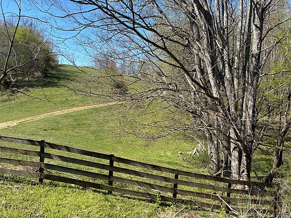 4th image of Yellow Spring Rd
