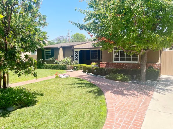 11851 Otsego St, Valley Village, CA 91607