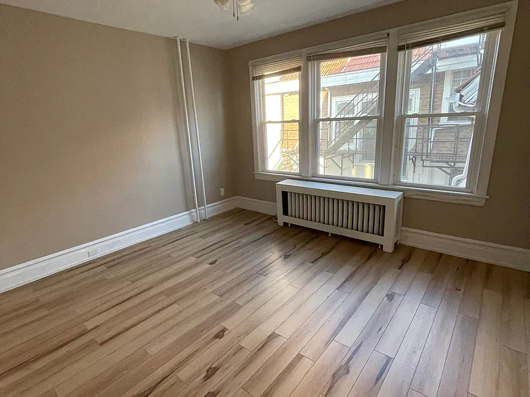 1610 W Walnut St #2 — Photo 13