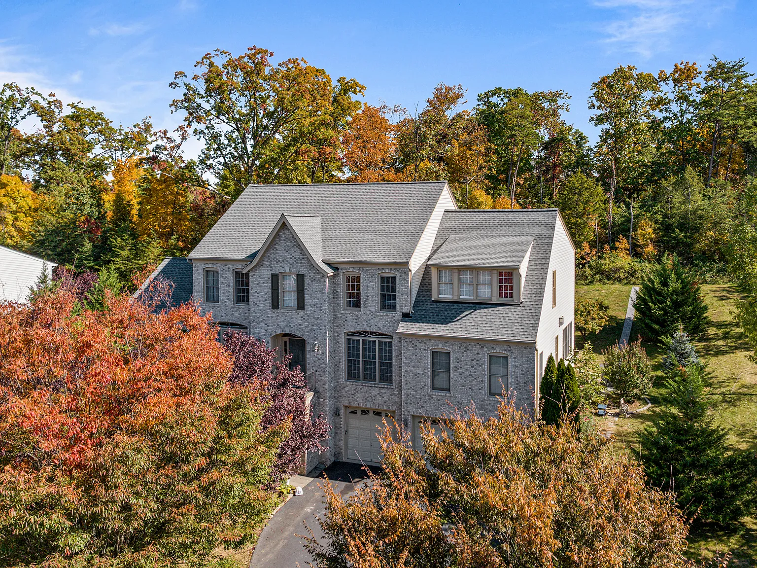 Cochrans Lock Dr, Ashburn — Photo 1