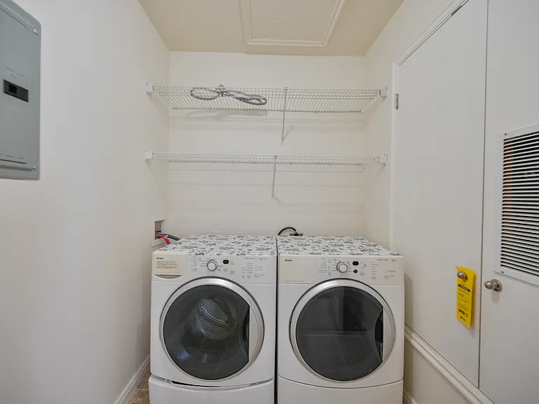 1624 Westbury Way #I — Photo 20