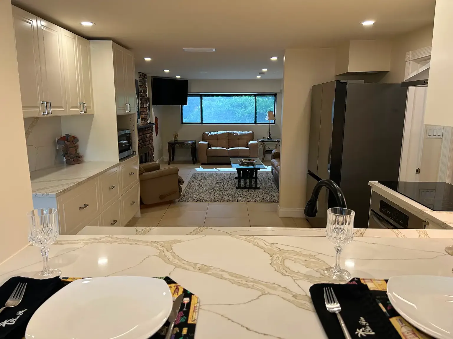 1 bed, 764 sqft, $2,195 — Photo 2