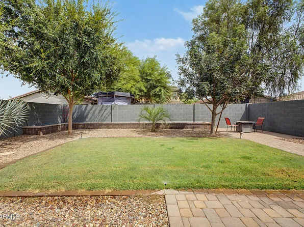 1082 E LESLIE Circle, San Tan Valley, AZ 85140