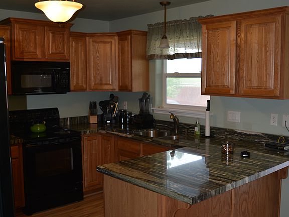 5th image of 1321 Cayuse Creek Dr