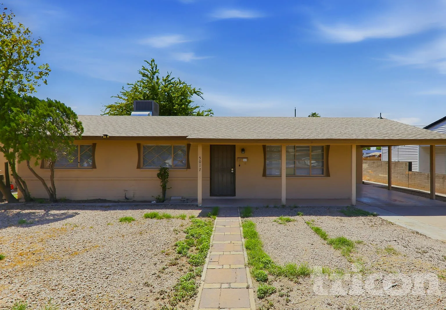 5017 W Sierra Vista Drive Glendale AZ — Photo 1