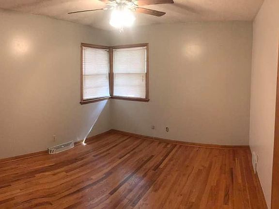 2nd image of 2842 D St