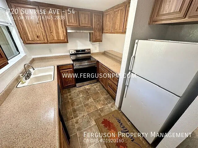 Fantastic Condo in East Roseville — Photo 3