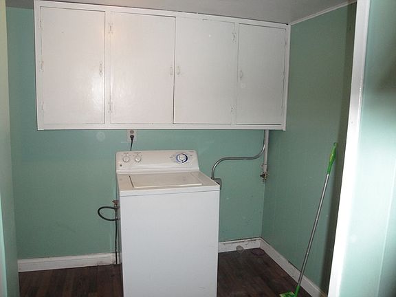 5th image of 1921 Bruning Dr
