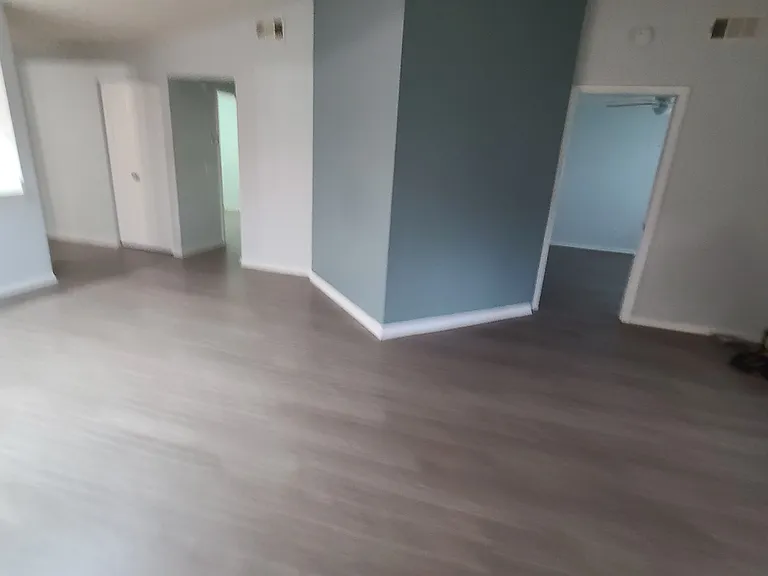 18318 Aintree Ct — Photo 32